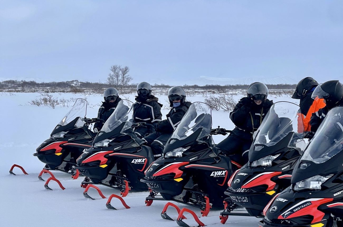 Reykjahlid: Schneemobil-Abenteuer am See Mývatn