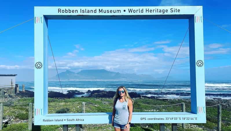 Cape Town: Robben Island and Table Mountain Guided Tour