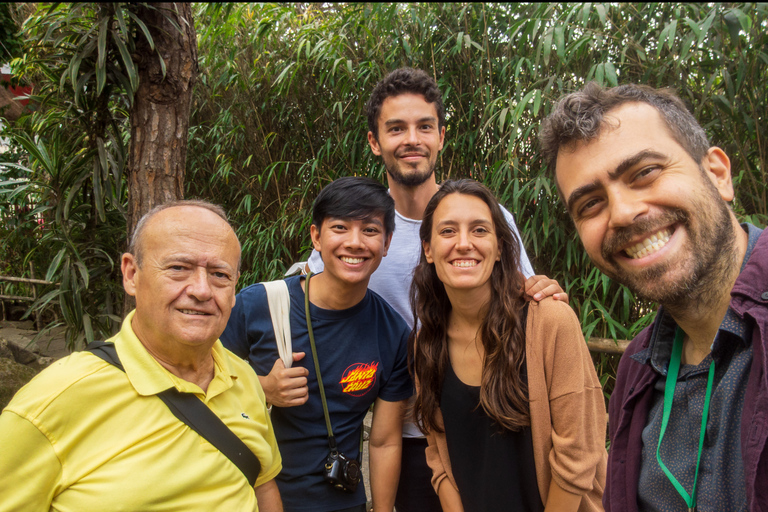 São Paulo: Liberdade i Bixiga Street Food Tour w niedziele