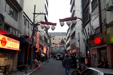 São Paulo: Liberdade & Bixiga Street Food Tour am Sonntag