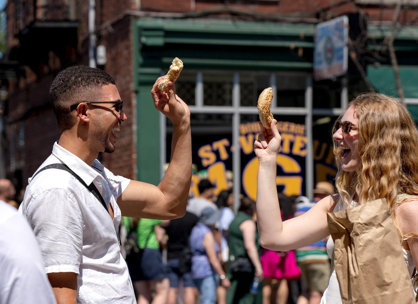 Montreal: Madtur i Mile End – bagels, røget kød og poutine