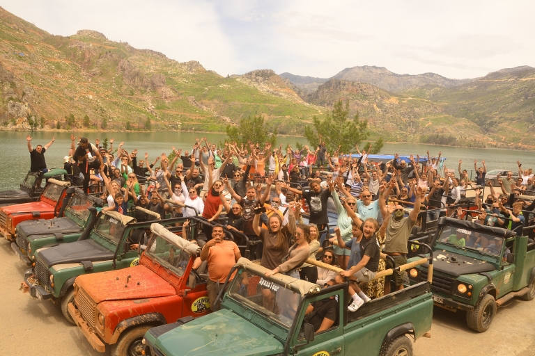 Lado: Safari de un día en jeep y excursión en barco por el Lago Verde con almuerzoRecorrido regular