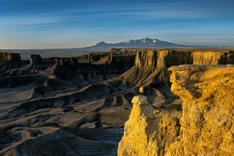 Torrey: Moonscape, Factory Butte, and Capitol Reef Park Tour