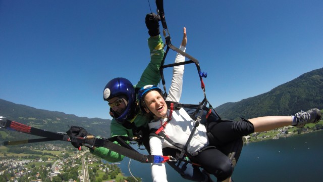 Visit Villach/Ossiachersee Paragliding "Action" Tandemflug in Villach, Austria