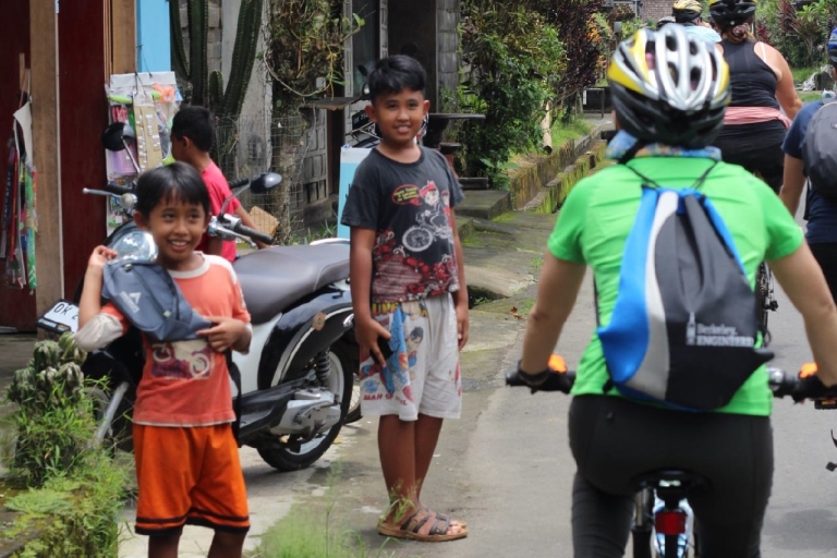 Donwhill Radtour Ubud von Gowez Bali Cyling Tours