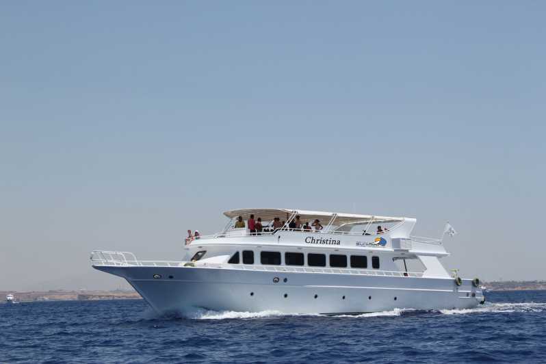 Dahab: luxury Snorkeling cruise with buffet lunch