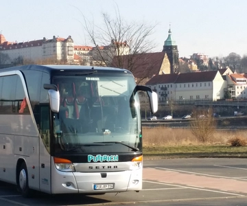 De Pirna: viagem de um dia guiada a Praga de ônibus