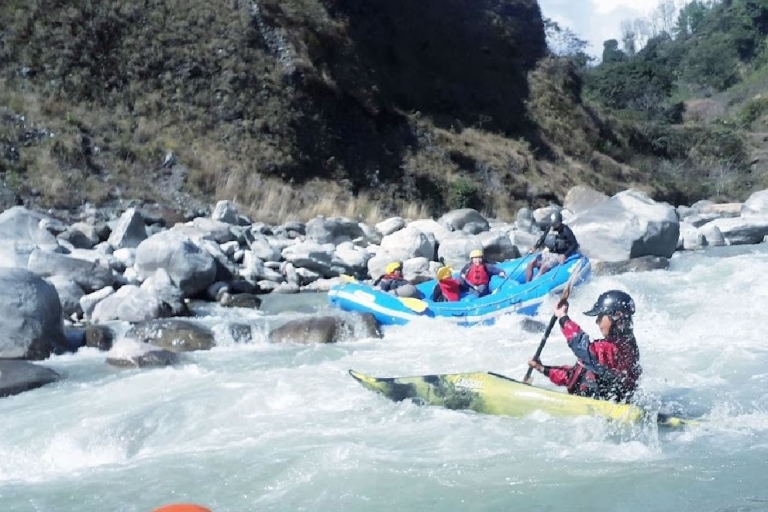 Pokhara: White Water River Rafting Halbtagestour
