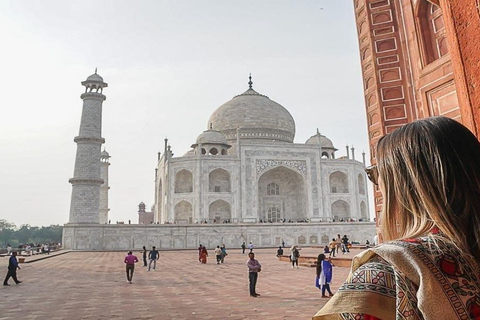 Depuis Delhi : Visite privée du Taj Mahal au lever du soleil