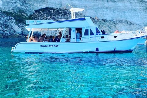 Lampedusa: Boat Cruise with Swimming Stops and Italian Lunch