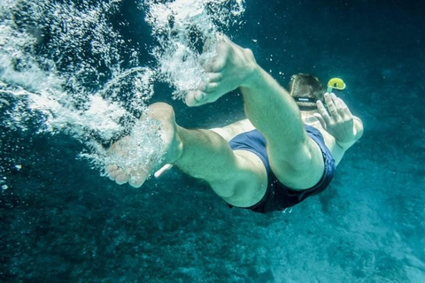 Escapada privada en catamarán a Île aux CerfsEscapada privada en catamarán a la isla de los Ciervos