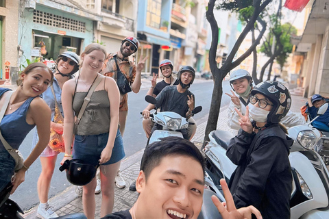 Ho Chi Minh matupplevelse med scooter och lokal guideMat-turné