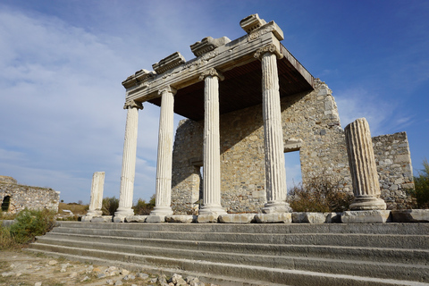 De Kusadasi: visita guiada a Priene, Miletos e Didyma