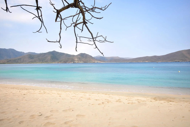 Santa Marta: Full Tour to Tayrona Park with a Swim at Playa Cristal Santa Marta: Full Tour to Tayrona Park with a Swim at Cristal Beach