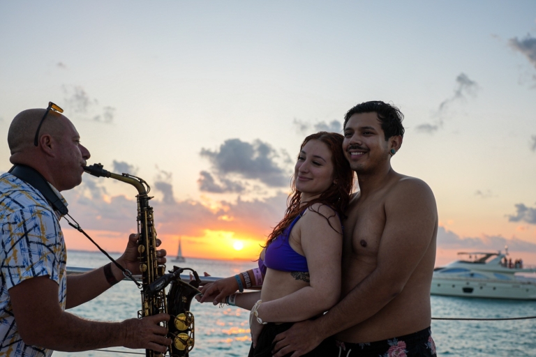 De Cancún: croisière au coucher du soleil sur Isla Mujeres