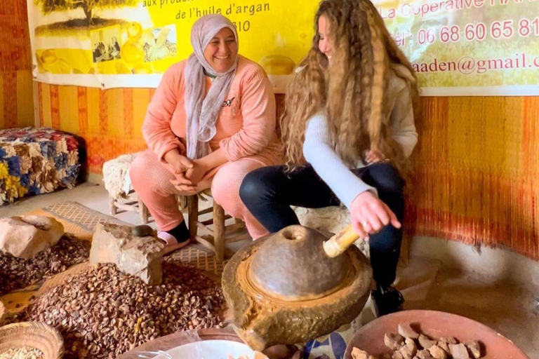 Marrakesh: Ouzoud Falls &amp; Mountain Guided Hike &amp; Boat Ride