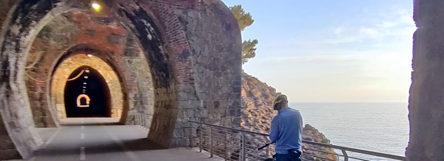 Levanto : Visite guidée en E-Bike à Framura avec Vin et Focaccia
