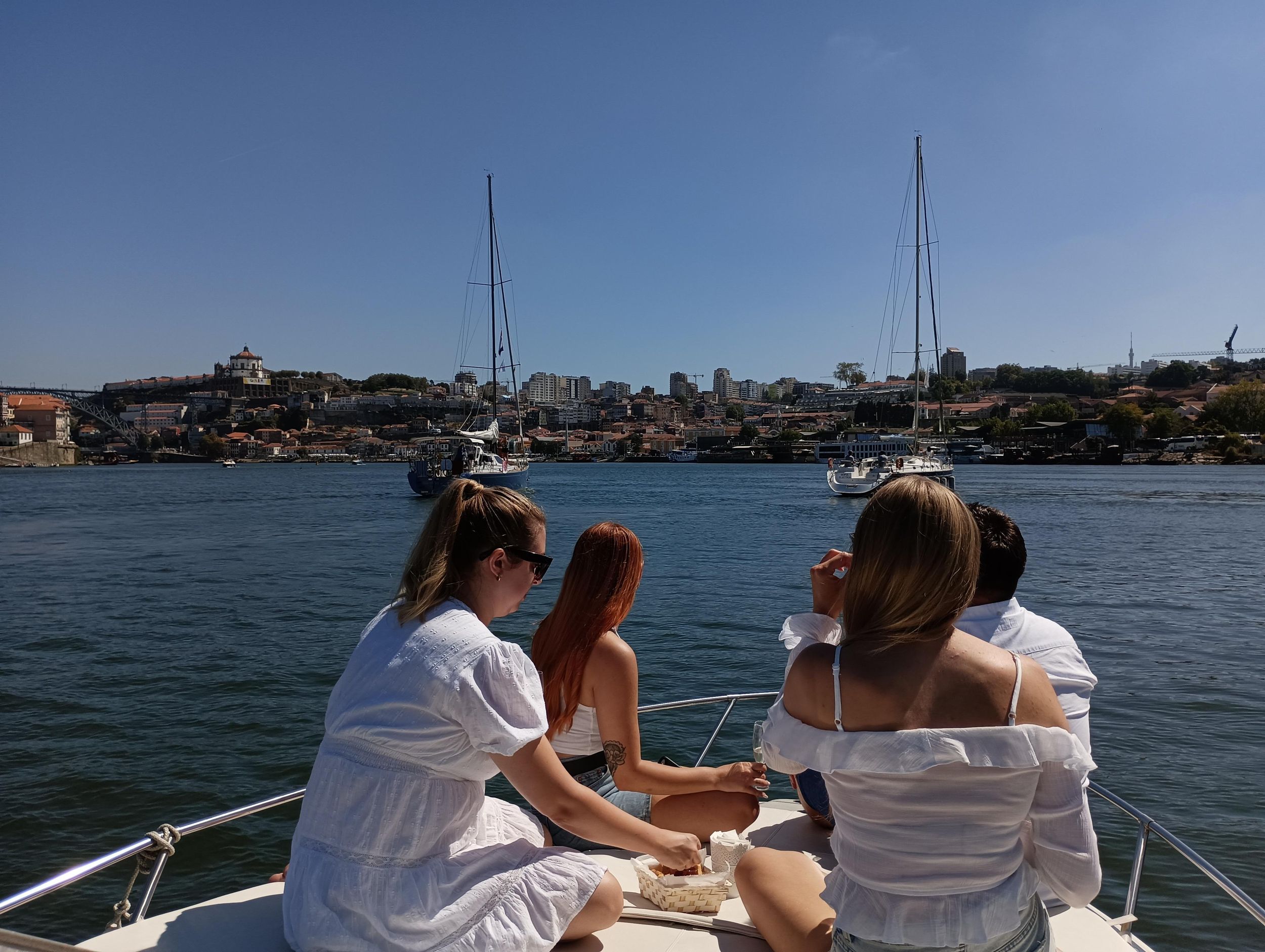 Private Bootstour: 6 Brücken, bis zu 6 Personen, Option Sonnenuntergang