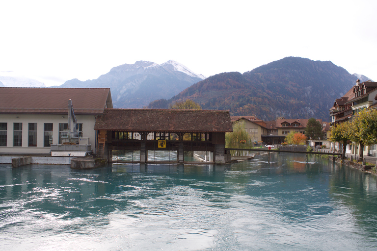 Depuis Zurich : Excursion d'une journée à Interlaken et point de vue du Harder Kulm