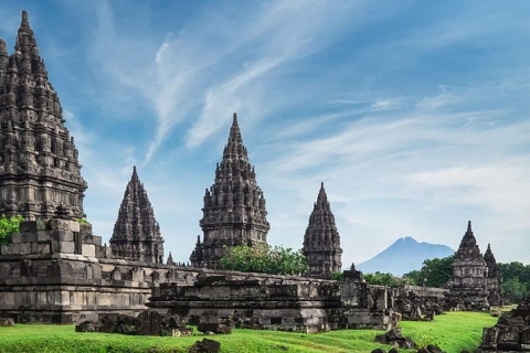 Sultan Palace, Water Castle & Prambanan Temple Guided Tour