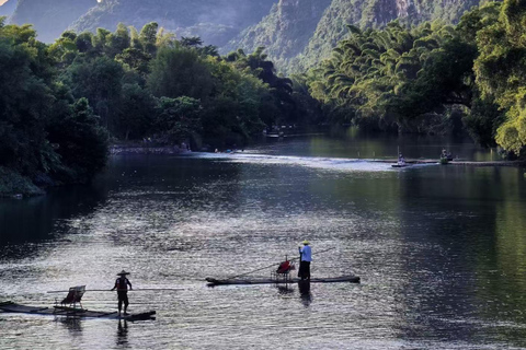 Guilin/Yangshuo: Yulong River Bamboo Raft Panorama Day Tour From Yangshuo
