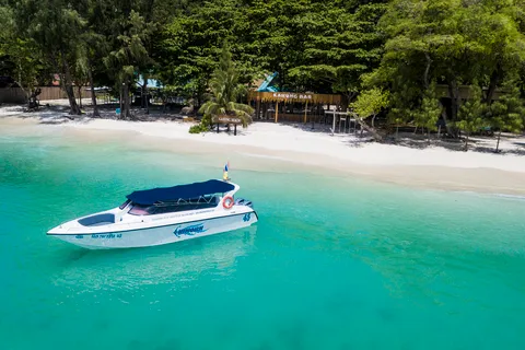 Chalong: Dagtrip Kahung Beach per speedboot en lunch