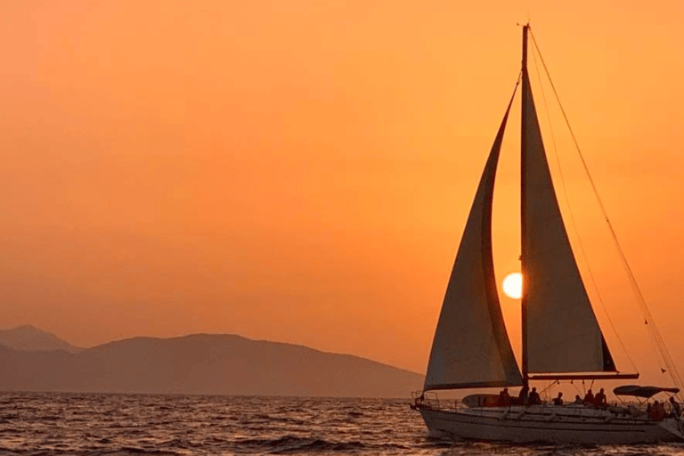 Heraklion: Sunset Zeilcruise Dia Eiland met SnorkelenEendaagse Zeilgroep met Trefpunt