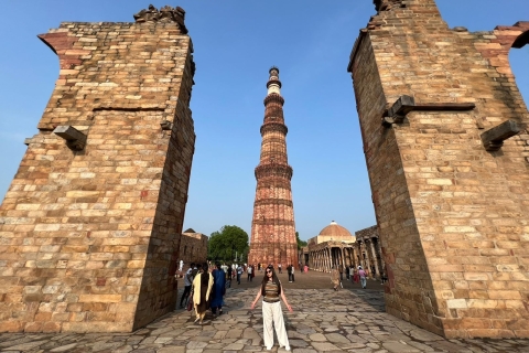 Delhi: Visita Privada de un Día a la Ciudad Vieja y Nueva DelhiExcursión Privada - Coche, Conductor, Guía y Entradas