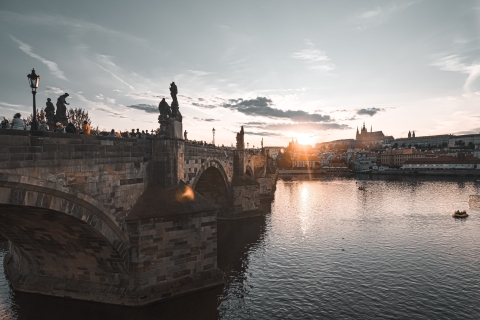 Explora Praga con un lugareño en 90 minutos