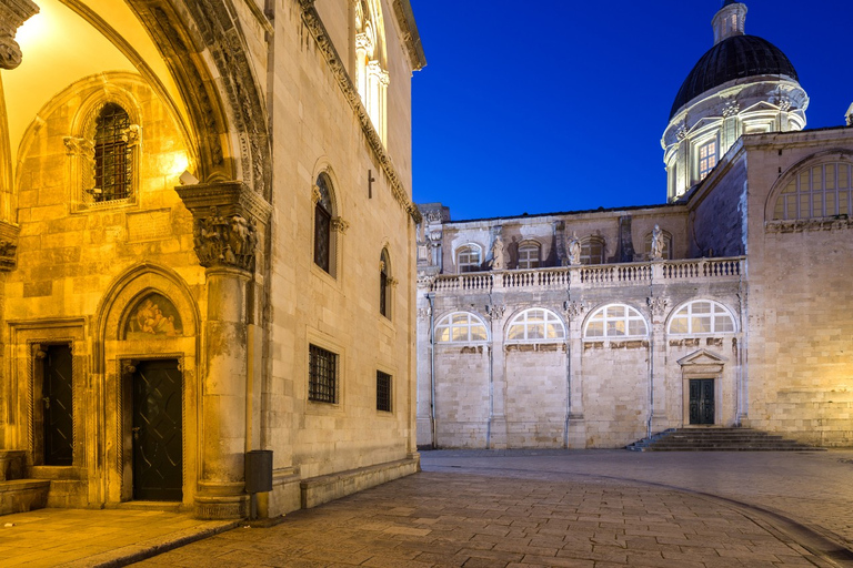 Dubrovnik: excursão noturna guiada pelos destaques da cidade velha