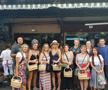 Bangkok: Tingly Thai Cooking School Half-Day Cooking Class
