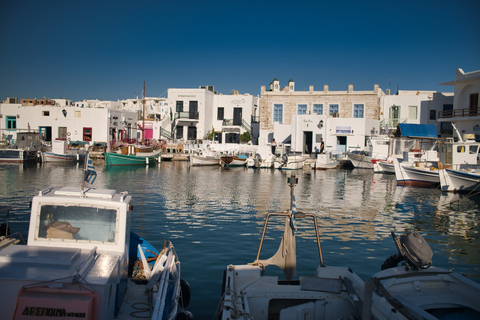 De Paros: viagem de dia inteiro a Mykonos de catamarãTour com serviço de busca