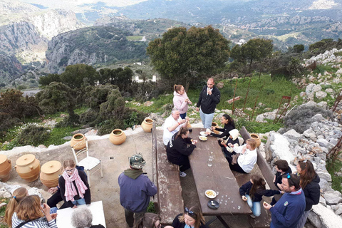 Malia: Lasithi Plateau Zeus Cave Guided TourMalia: Laisithi Plateau Zeus Cave Guided Tour