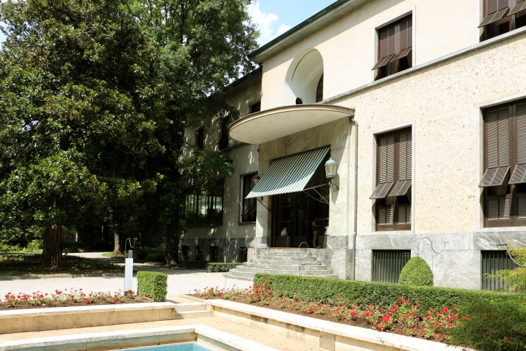 Villa Necchi Campiglio – Prywatna wycieczka z przewodnikiem po oazie piękna3 godziny: Villa Necchi Campiglio i transport