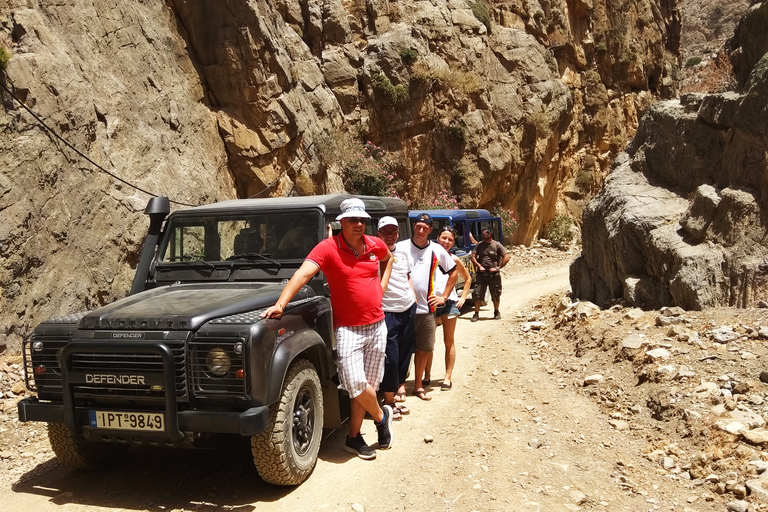 Guidad safari på södra Kreta &amp; Tripitis GorgeFrån Malia: Guidad tur till södra Kreta och ravinen