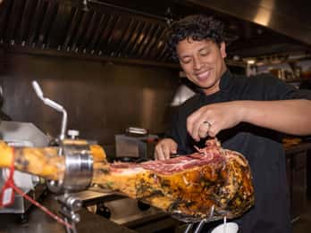 Barcelona: Ruta de Tapas y Copas por el Casco Antiguo