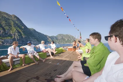 Ab Forio: Ischia Schwimmen und Schnorcheln Bootstour mit Mittagessen