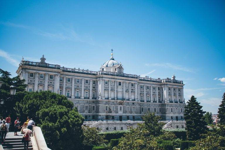 Madrid: Tour guidato del Palazzo Reale con salto della fila