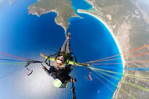 Depuis Fethiye/Oludeniz : Excursion en parapente de montagne avec prise en charge