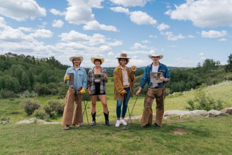 Calgary: Cowboy Country Tour mit Eintrittskarte für das MuseumAlberta: Cowboy Country Tour - Abfahrt in Calgary