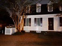 Colonial Williamsburg Ghost Stories - Housity
