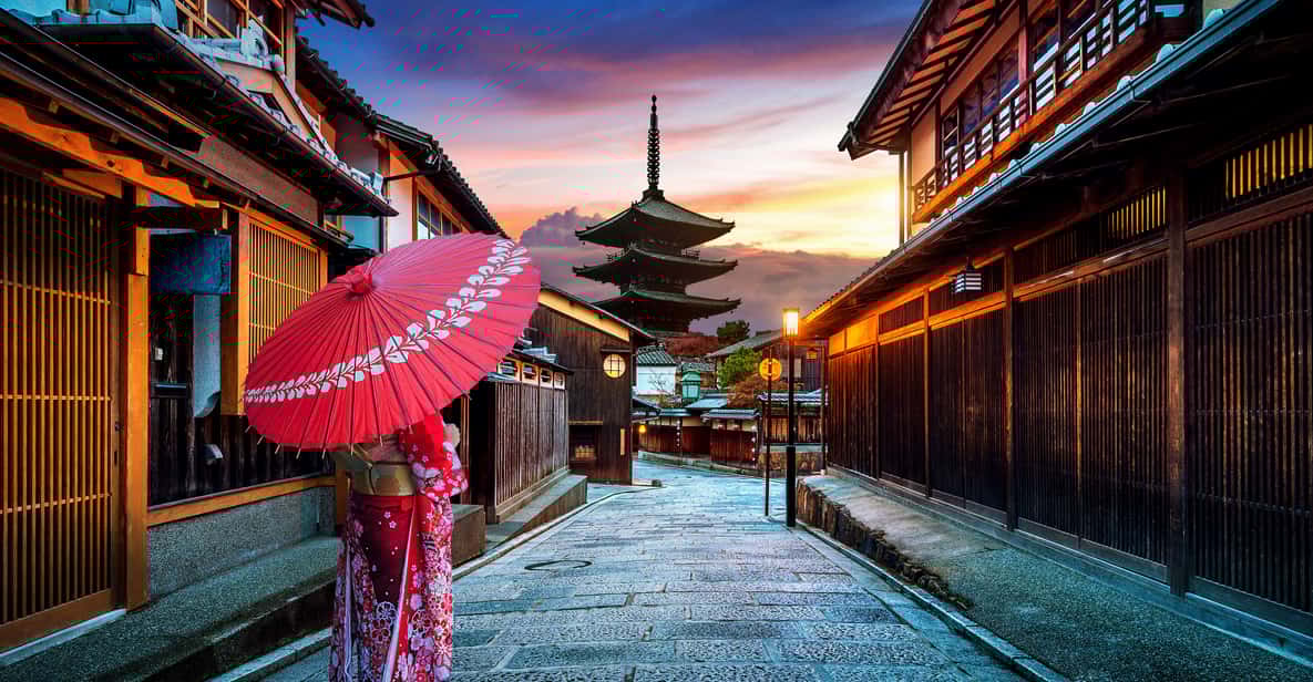 Kyoto Gion District Guided Walking Tour at Night with Snack GetYourGuide