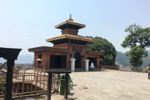 Pokhara: Private Höhlen Museen Tempel und See Tagestour