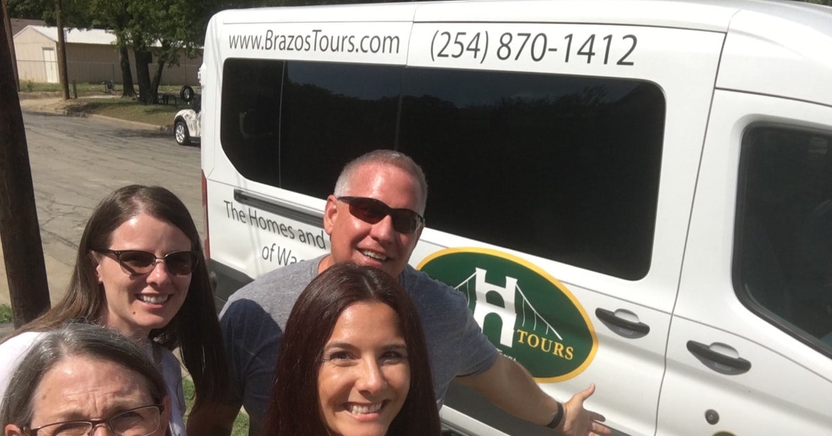 Waco tour in autobus a tema Fixer Upper GetYourGuide