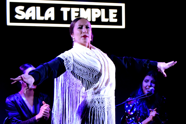 Madrid: Flamencoshow på Tablao Sala Temple med dryckTablao Flamenco Show och dryck