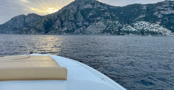 Amalfiküste: Private Bootstour mit Aperitif