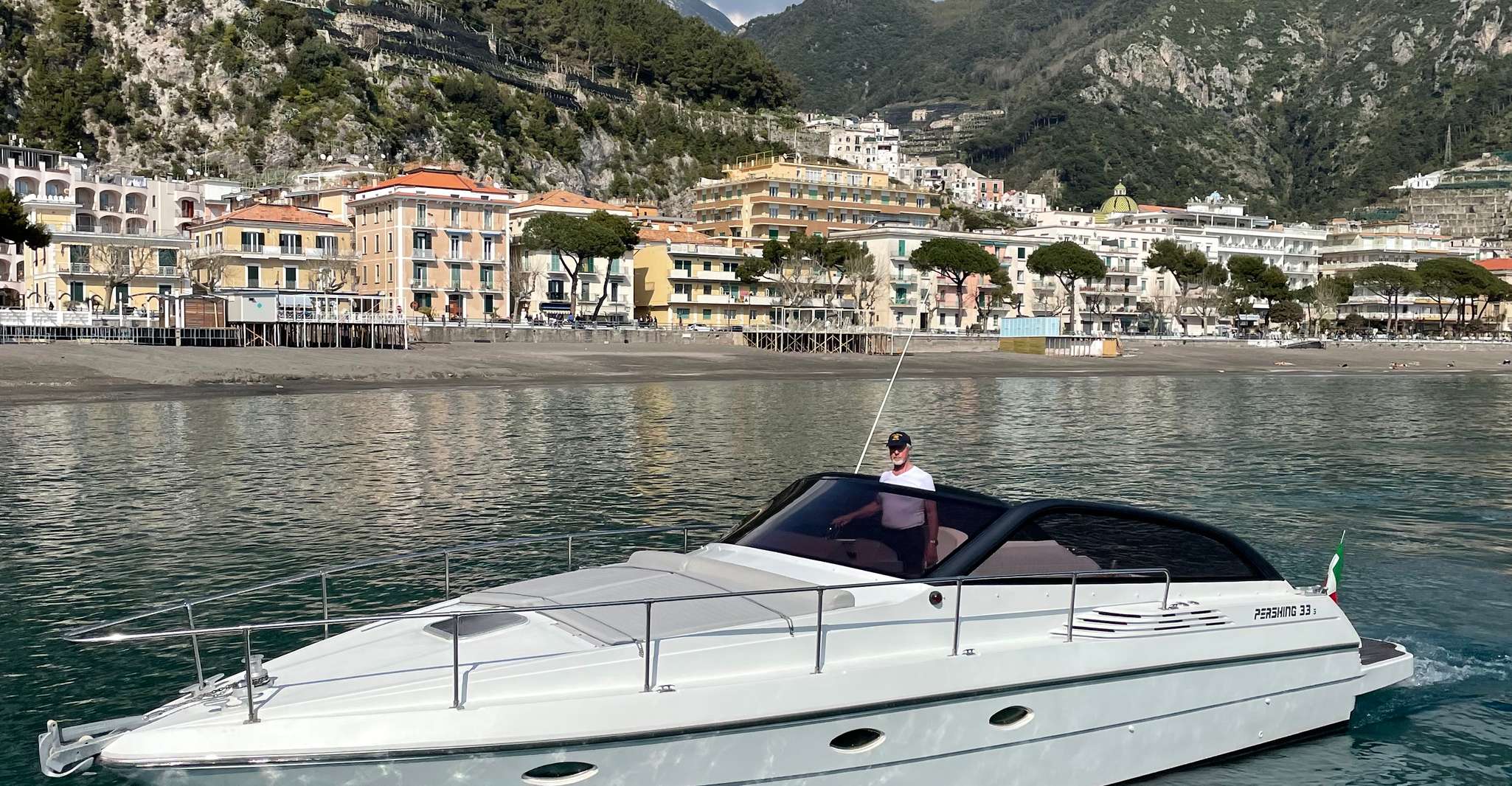 Costa Amalfitana, passeio privado de barco panorâmico com aperitivo - Hizvo