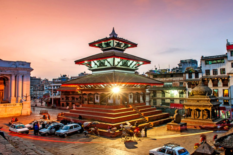 POKHARA: 2 nachten 3 daagse tour met zonsopgang en stadstour