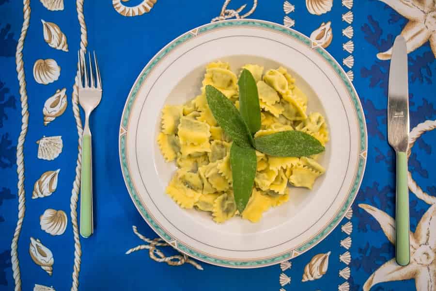 Verona: Pasta & Tiramisu Kochkurs bei einem Einheimischen
