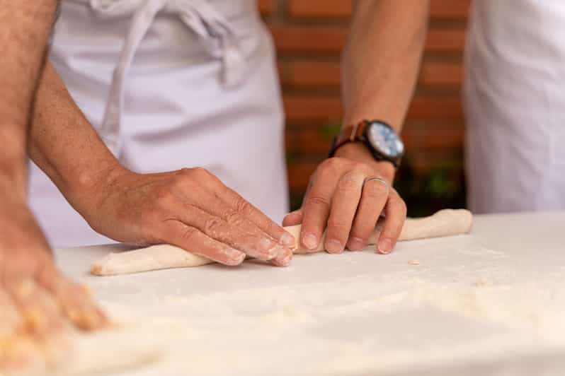 Chianti: lezione di pasta e tiramisù per piccoli gruppi